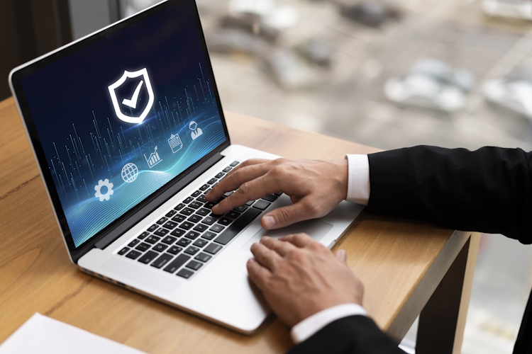 Ciberseguridad empresarial: cómo proteger tu negocio en el entorno digital actual
